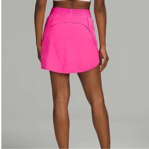 Lulu Lemon Hotty Hot Pink High Rise Skirt size 8